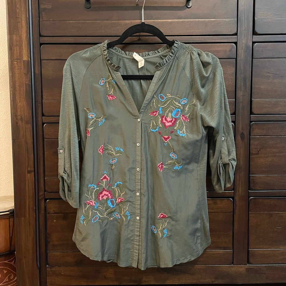 Anthropologie Green Floral Embroidery Top
